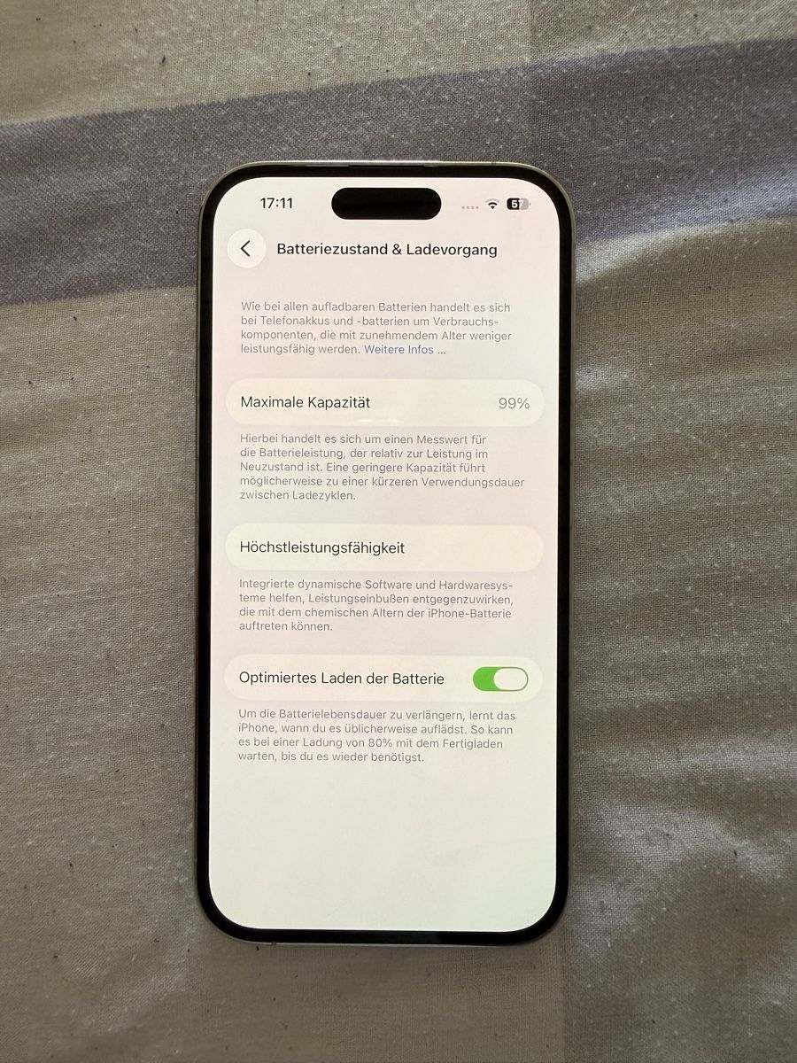 Apple Telefoni cellulari / Smartphones: iPhone 14 Pro 256 GB – Weiss – Usato da Wetzikon ZH venduto da sem_twr8 5