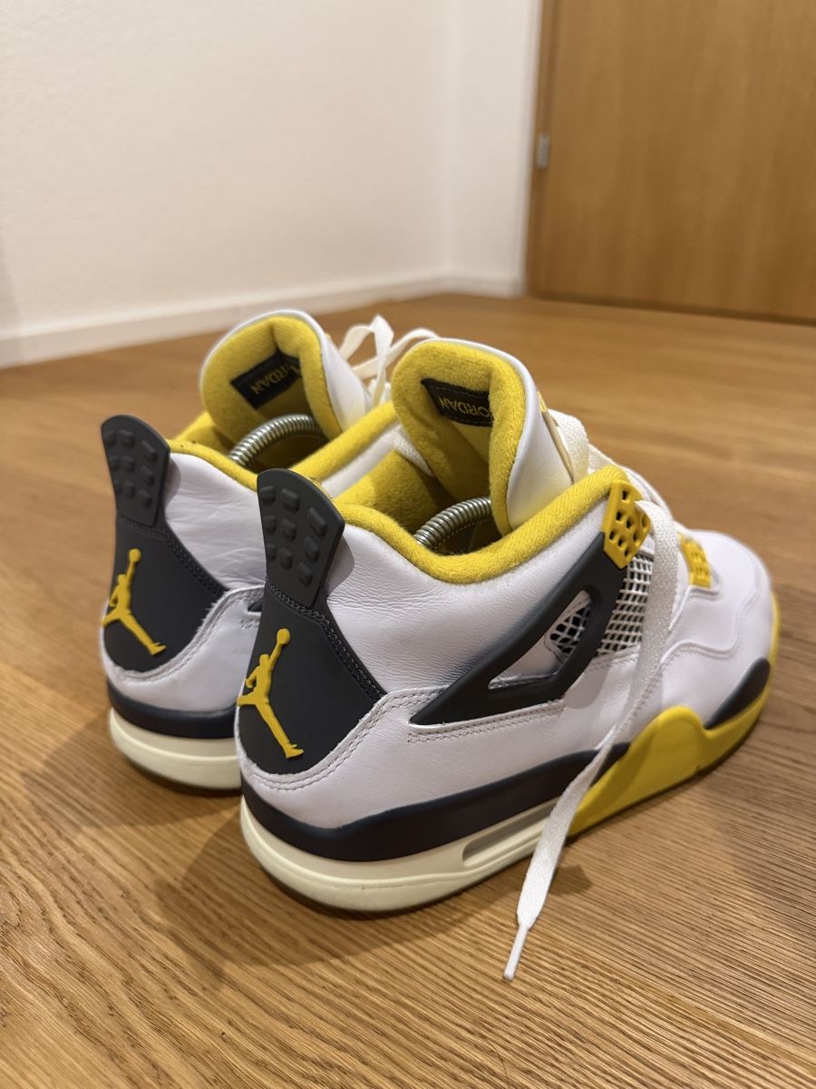 Jordan Scarpe da uomo: Nike Air Jordan 4 - Grösse 44 – Nuovo (secondo la descrizione) da Hagendorn venduto da Tiagoneves10 1
