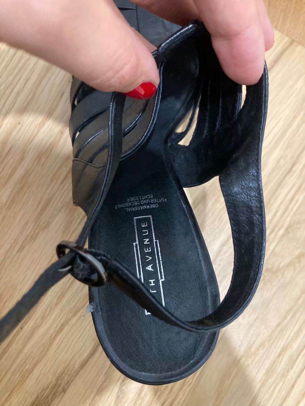 Scarpe da donna: Sandalen schwarz, Grösse 40 – Usato da Winterthur venduto da phi_hfs7 3
