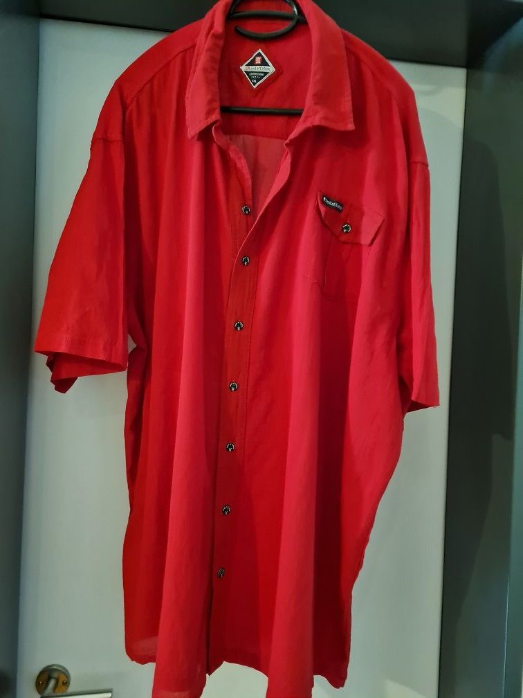 Camicie: Neu: Hemd rot - kurzarm - Gr.4XL – Nuovo (secondo la descrizione) da Uznach venduto da Laeuffer