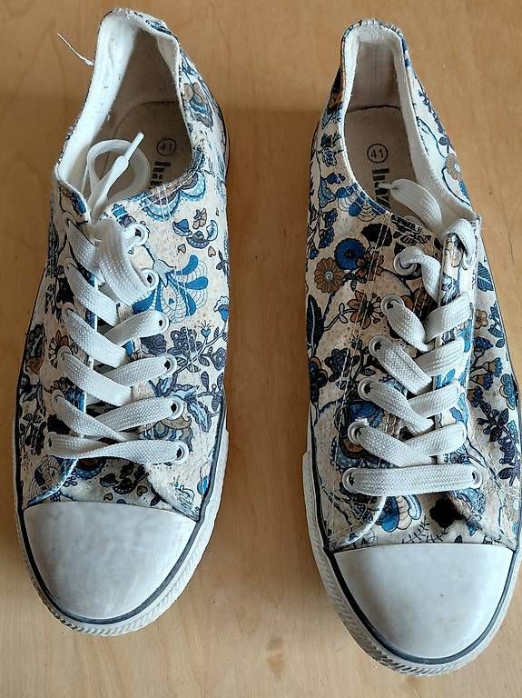 Damenschuhe: Turnschuhe gr. 41 – Gebraucht aus Ostermundigen von deb1deb1