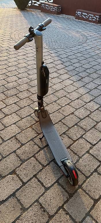 Segway Kickboard: Segway Ninebot ES2 – Usato da Oberentfelden venduto da Amorsa 1