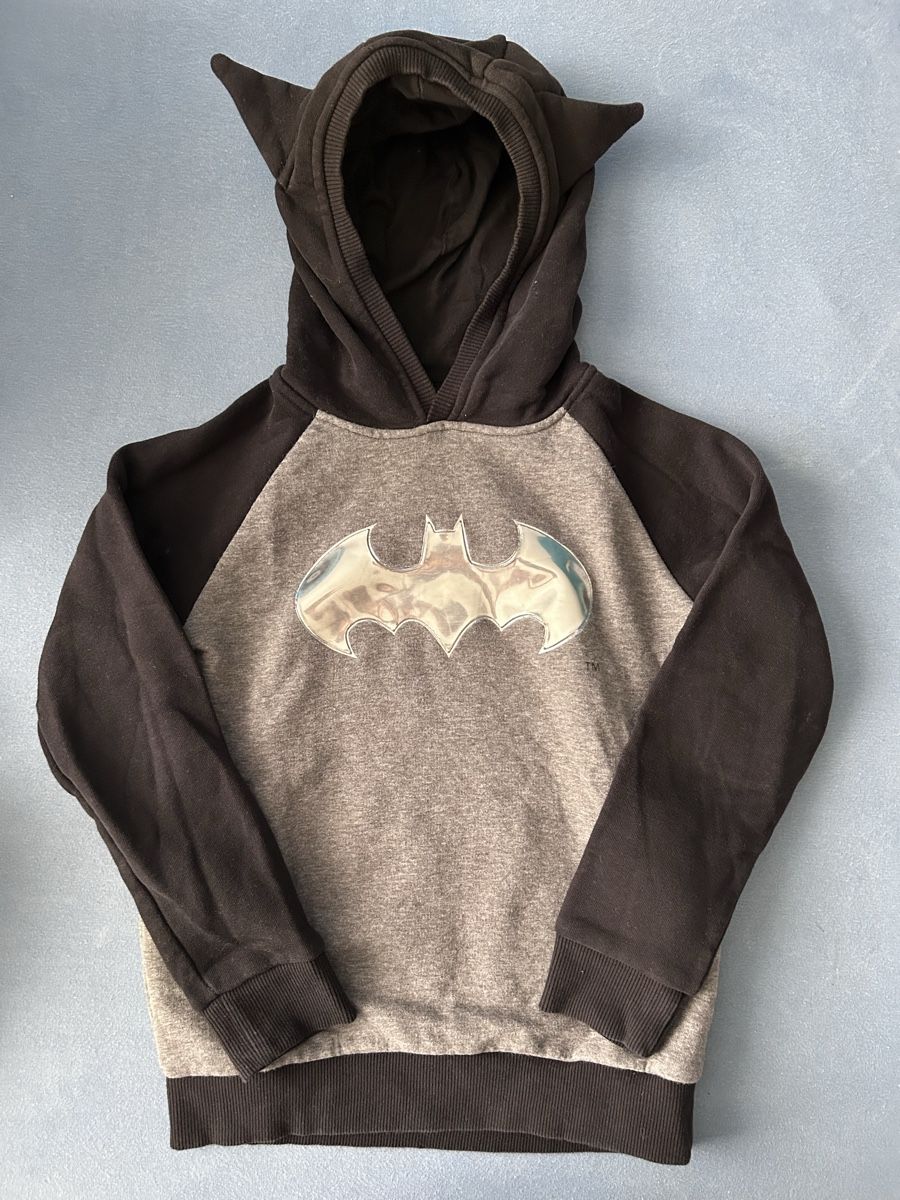 Pulls et sweat-shirts: Batman Pullover 134 – D'occasion à Frauenfeld par manuburg