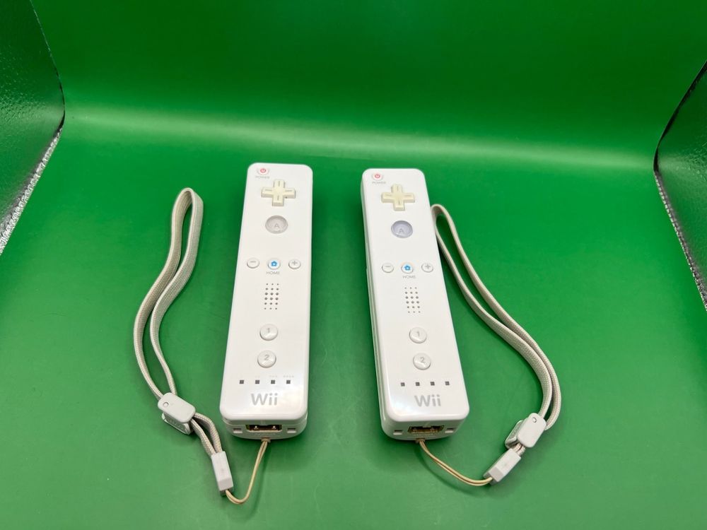 Nintendo Wii Controller weiss (2 Stück) (Gebraucht) in Frauenfeld für ...