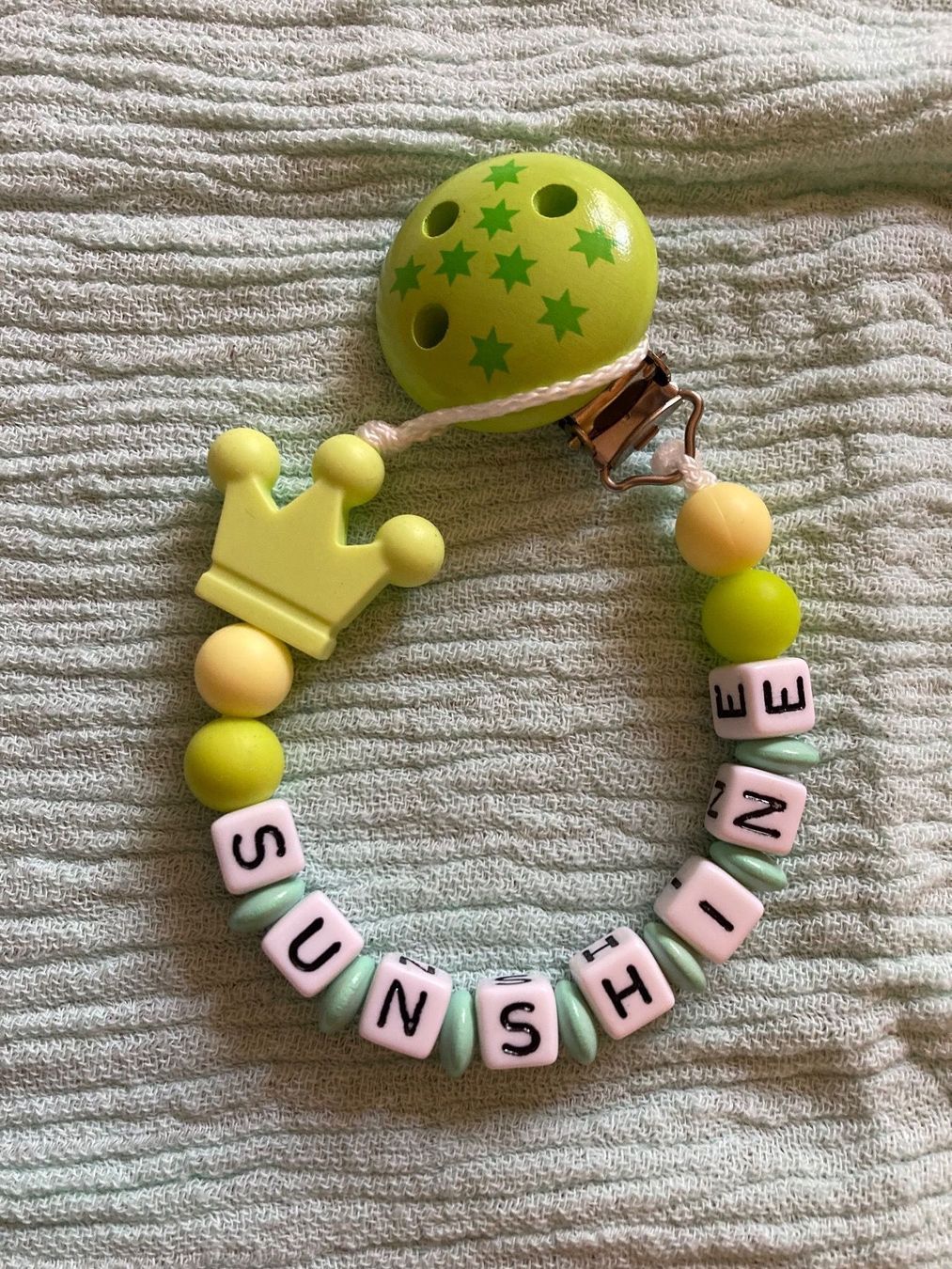 Succhiotti & catenelle porta ciuccio: Nuggikette SUNSHINE , Neu – Nuovo e nell'imballaggio originale da Emmenbrücke venduto da JJ_89