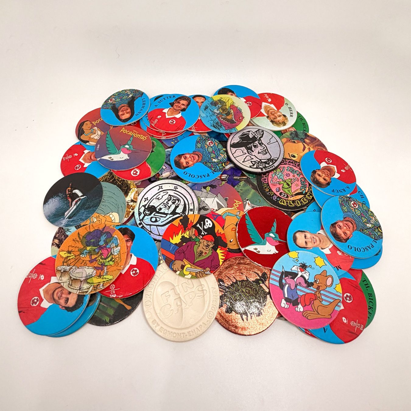Panini Cartes à collectionner: 65 Pogs - Sammlung Disney, Zweifel, Panini – D'occasion à Ronco sopra Ascona par liz_dbg6 5