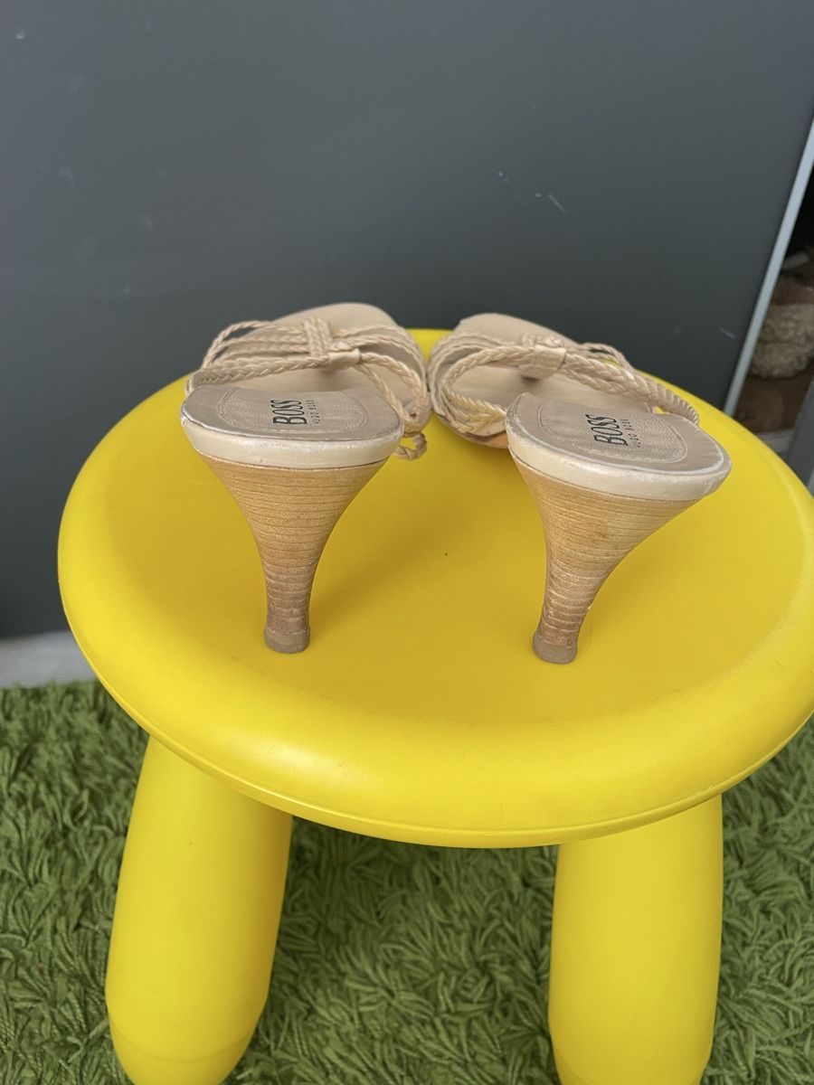 Hugo Boss Scarpe da donna: Summer Heels HUGO BOSS  size 41 – Usato da sonvico venduto da Ptequila 1