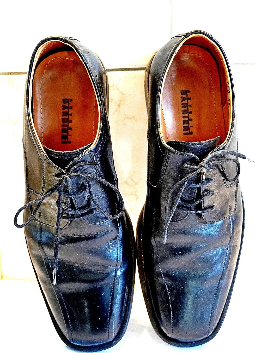 Scarpe da uomo: Herrenschuhe Leder 43 – Usato da Baar venduto da 2cvbaar