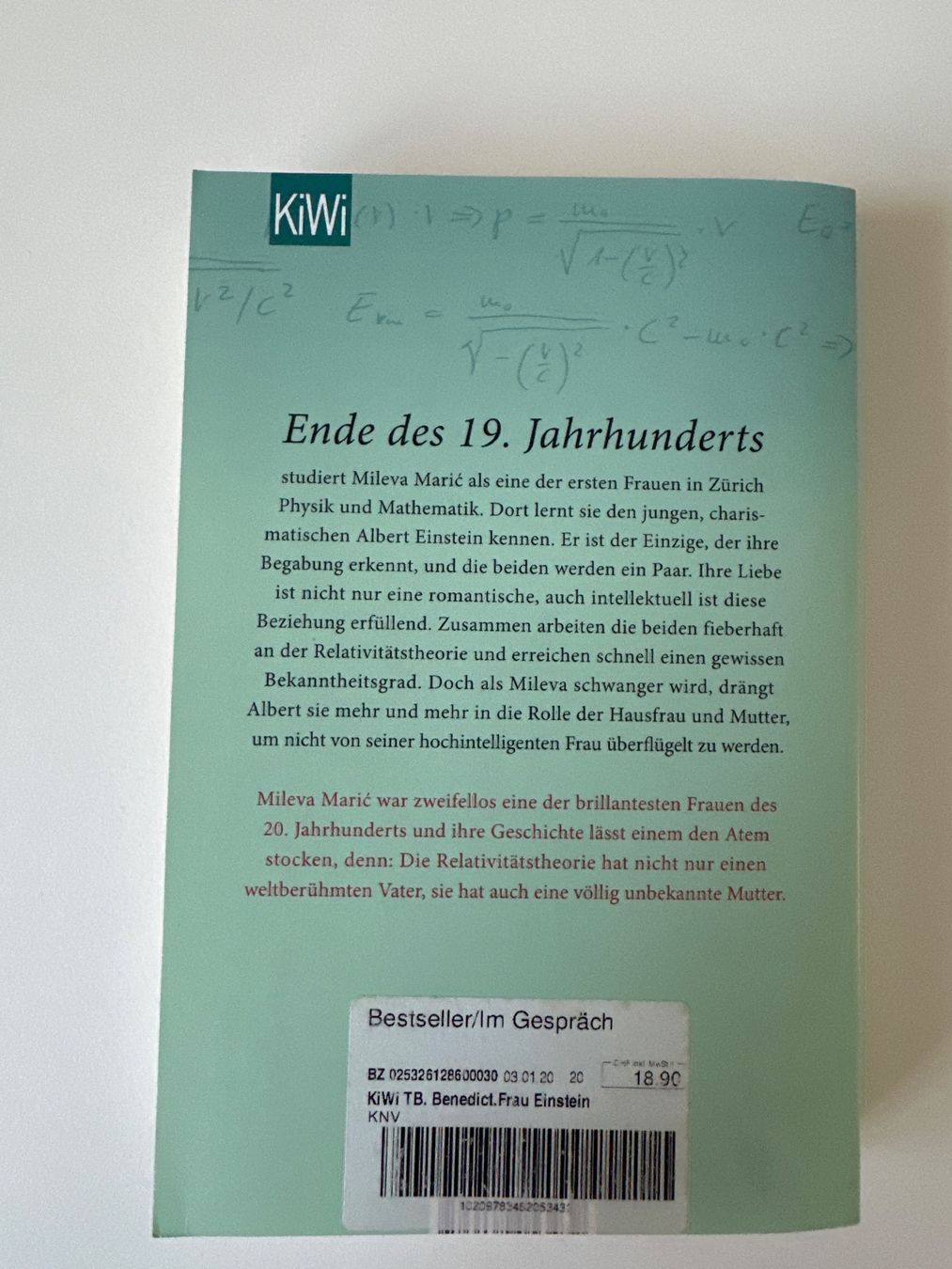 Livres: Marie Benedict - Frau Einstein – D'occasion à Schwarzenburg par mezulienka 2