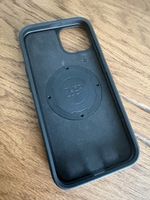 Quadlock iPhone 15