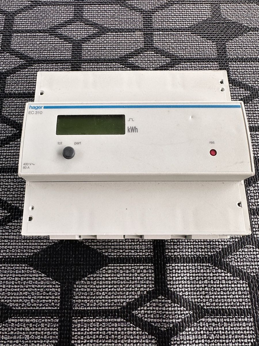 Mesurer: Hager EC 310 Stromzähler, gebraucht – D'occasion à steffisburg par releve