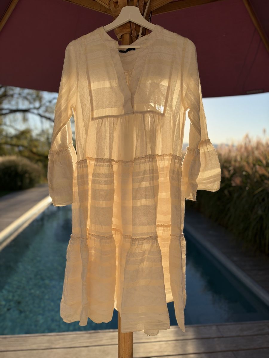 Devotion Kleider: Devotion Kleid XS ecru / Midi – Gebraucht aus Küsnacht ZH von Studjus