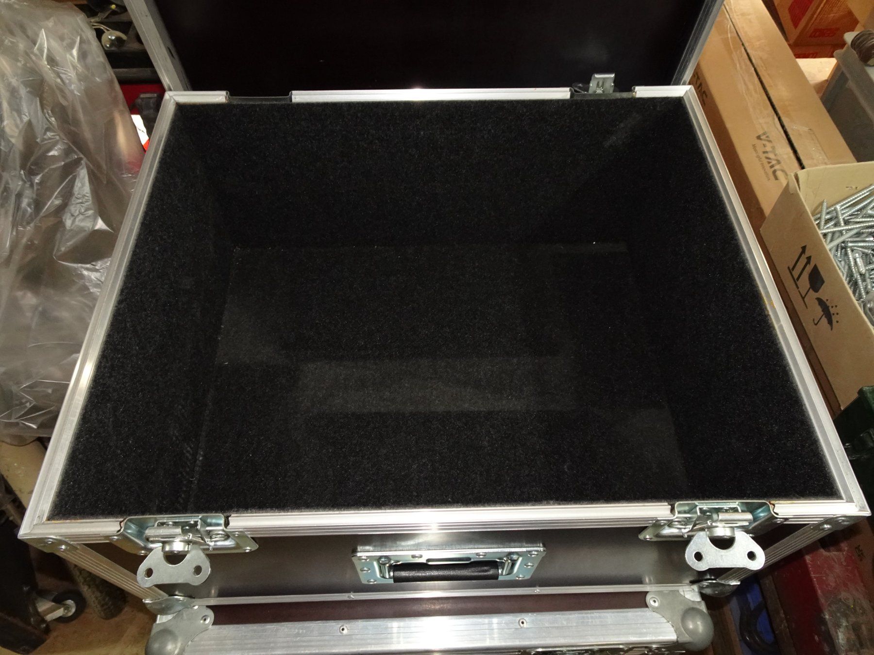 Valigie: FLIGHT - CASE - Koffer : NEU & ungebraucht ! – Nuovo (secondo la descrizione) da Hütten venduto da Technics01LT 3