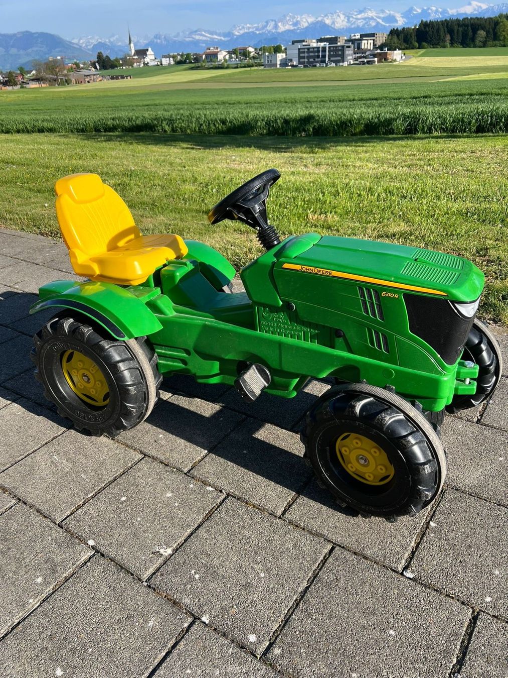 John Deere Veicoli per bambini: Kindertraktor mit 2 Anhänger – Usato da Rain venduto da Stouni180