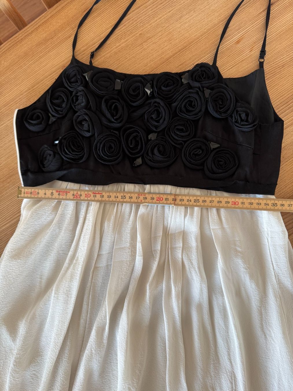Vestiti & Gonne: Sommerliches Chiffon Kleid mit Rosenmuster – Usato da Baar venduto da Hpat 6