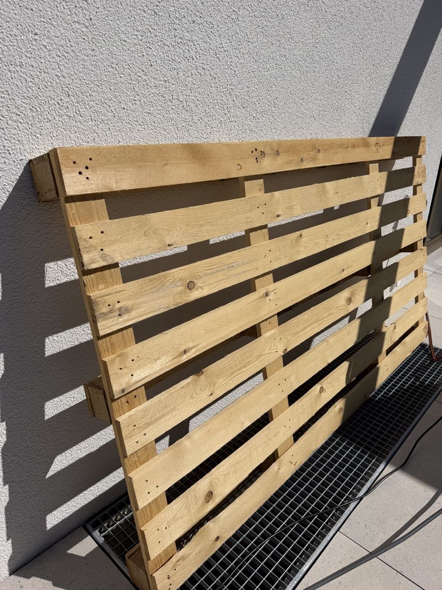 Pallets: Wooden palette  – Usato da Zollikon venduto da forkatty