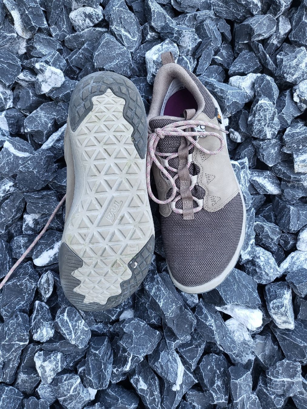 Teva Scarpe da donna: savates de marche ou de loisirs teva – Nuovo (secondo la descrizione) da Villeret venduto da roc1165 2