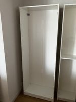 Billy Regal weiss guter Zustand 75x39x202