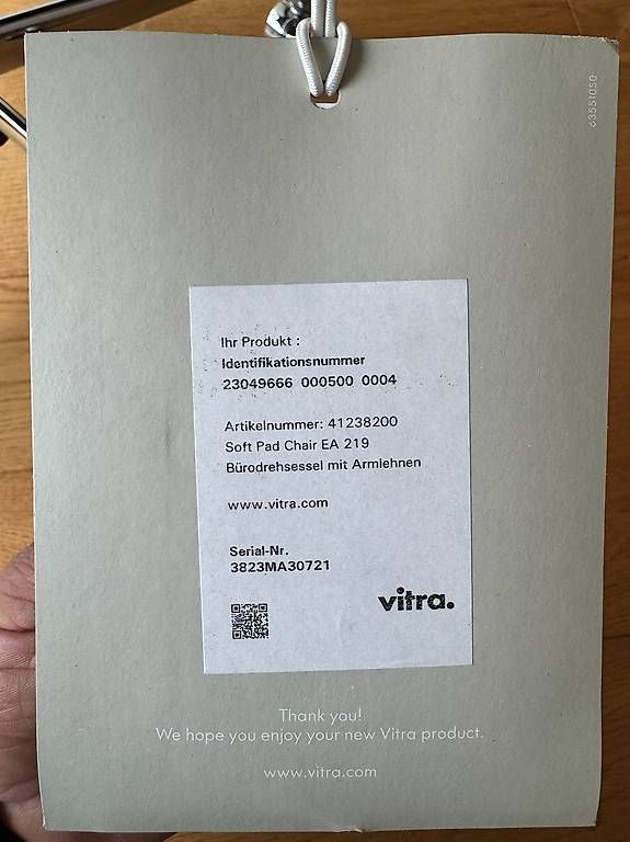 Eames Sedie: Vitra Soft Pad Chair EA 219, schwarzer Bürostuhl – Usato da Kloten venduto da Martini75 4