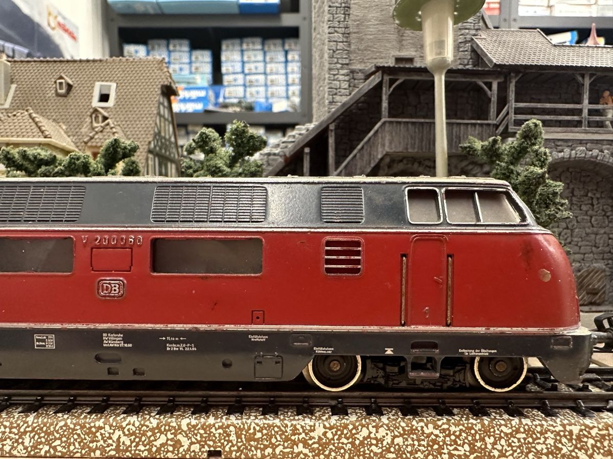 Märklin Modellini di ferrovie: Märklin 3021 DB BR V200 – Usato da Lupsingen venduto da New-Haven 1