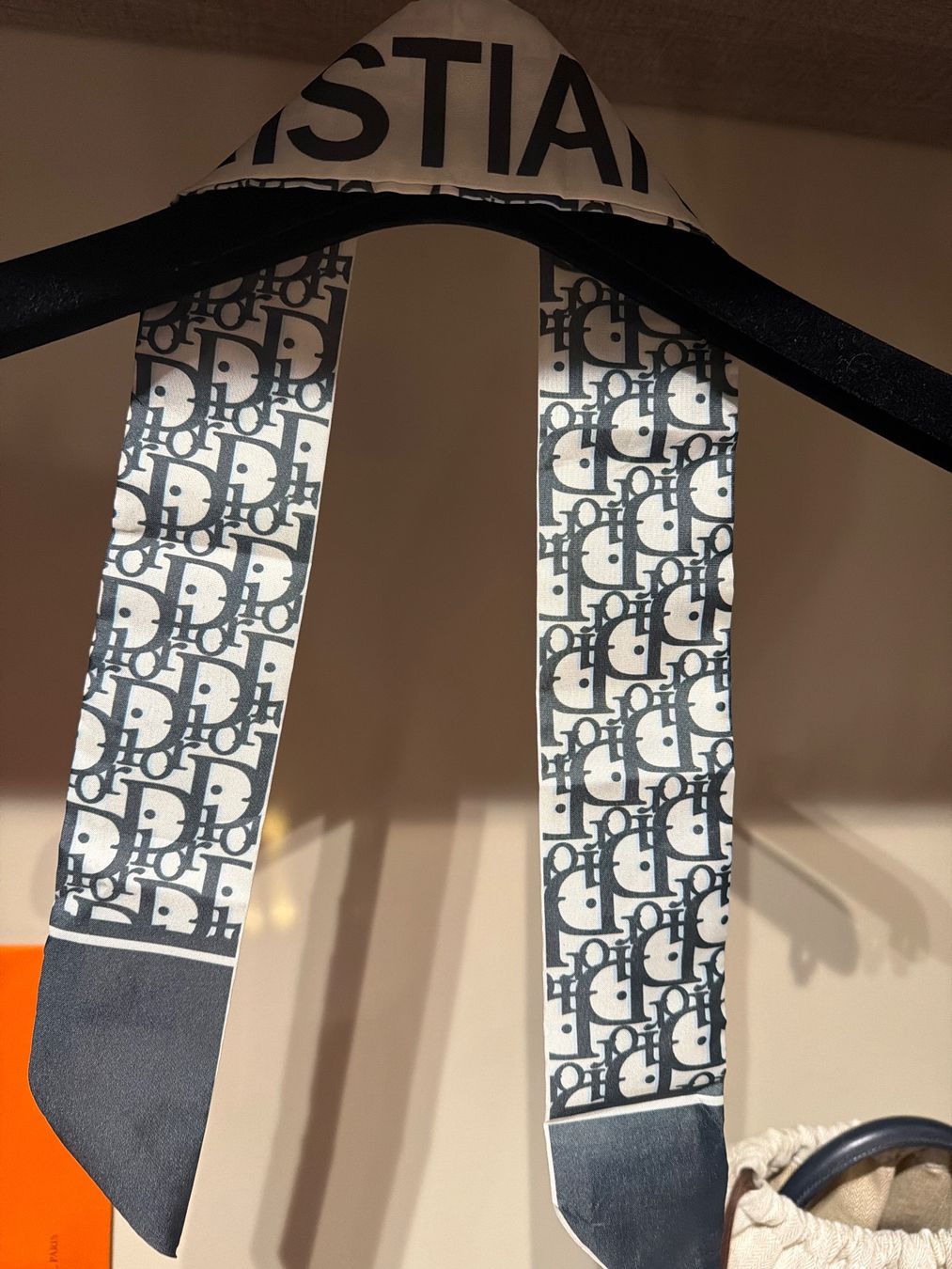 Foulard & Sciarpe: Damen Twilly – Usato da Montagnola venduto da Milena_L 2