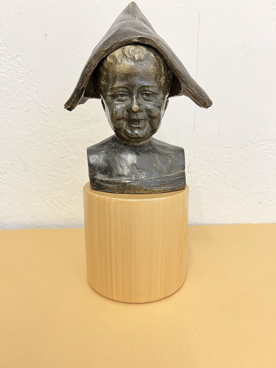 Sculture & Statue: Bronze Kindes mit Hut 1900 ca – Usato da Hombrechtikon venduto da vespa1954