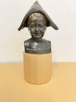Bronze Kindes mit Hut 1900 ca