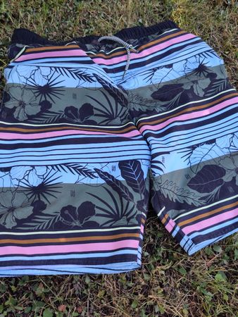 Badehose / Shorts Gr. 176