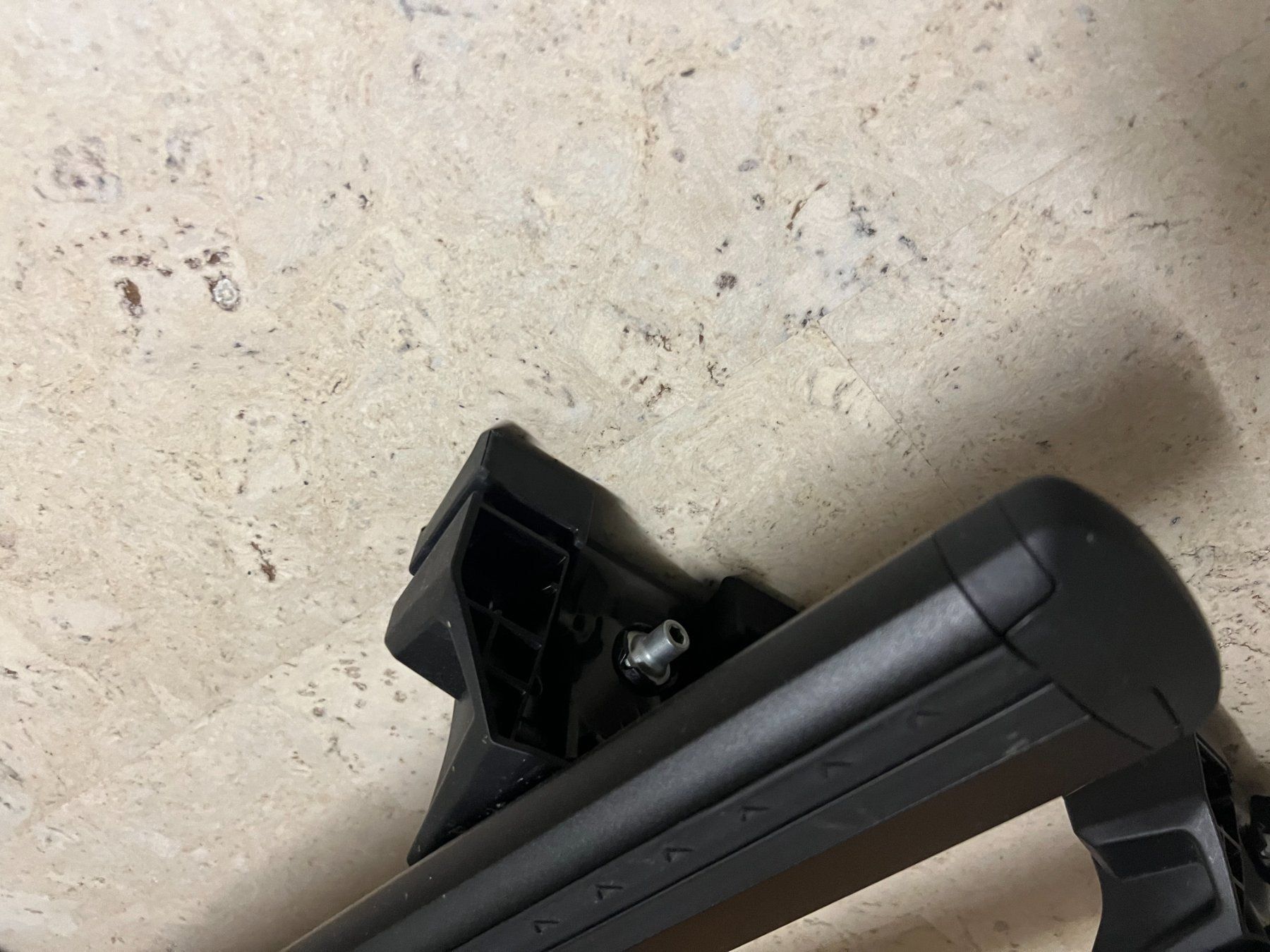 Thule Portapacchi: Thule Dachträger EVO 118 Black mit Flush Rail / Dachreeling – Usato da Dagmersellen venduto da patriceee01