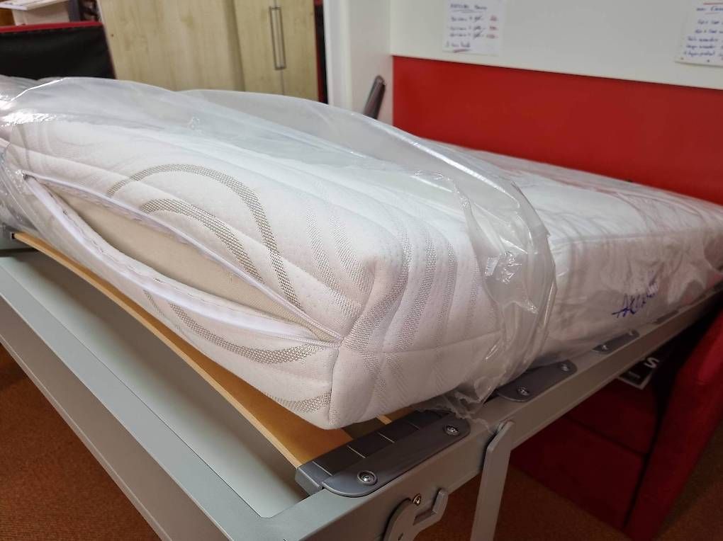 Matratzen: Matelas 160 x 190 cm. Déhoussable et lavable. Article neuf – Neu und originalverpackt aus Lausanne von casa56