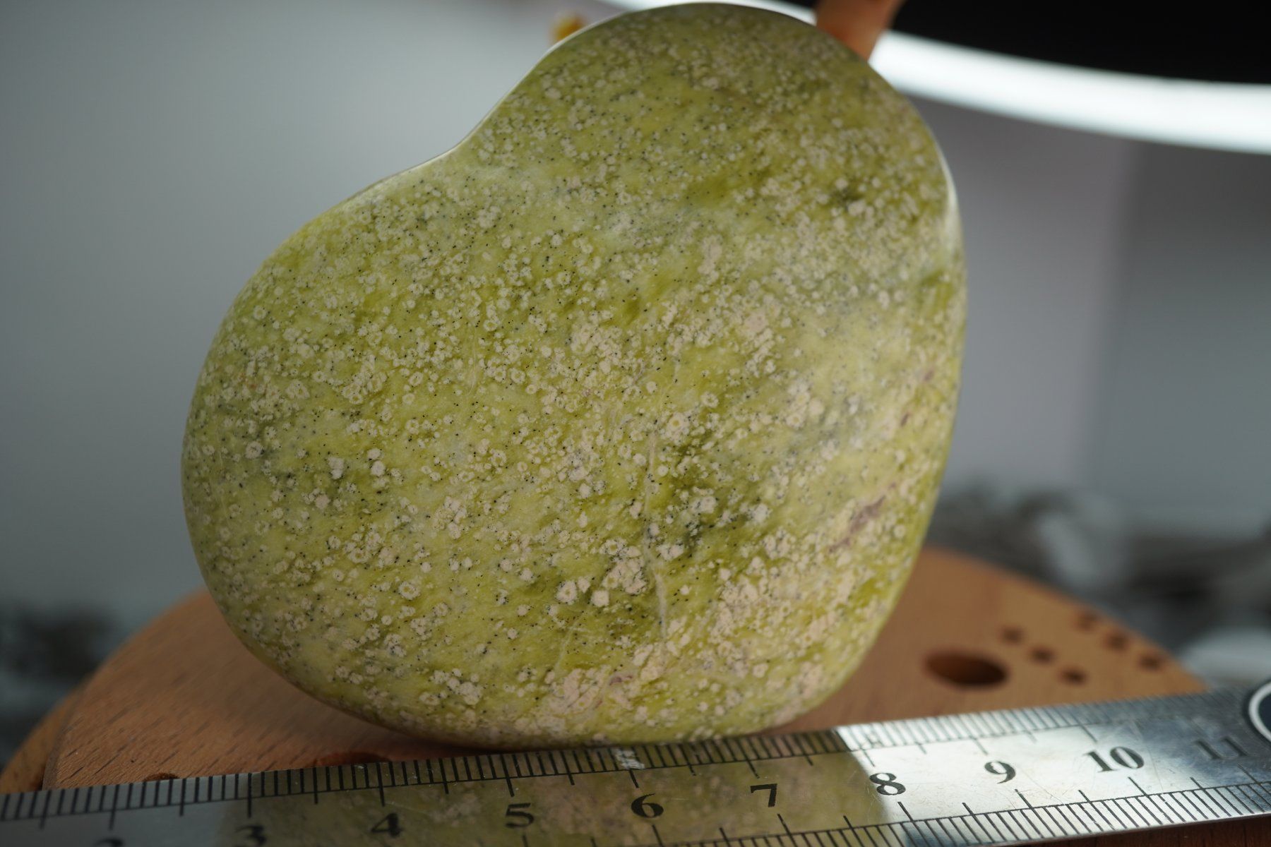 Mineralien & Heilsteine: Lizardit Jade     Herz      7cm   Räumung  np28.- – Neu und originalverpackt aus Eschenbach SG von topstone 2