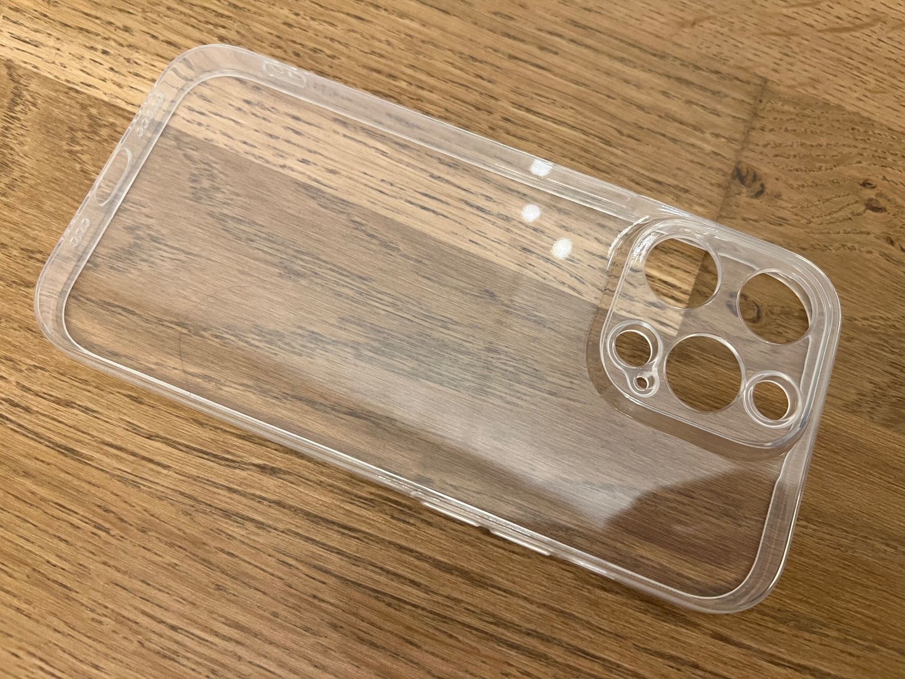 Apple Telefoni cellulari / Smartphones: Transparente Silikonhülle iPhone 14 Pro – Nuovo (secondo la descrizione) da Altendorf venduto da wqv_97 1