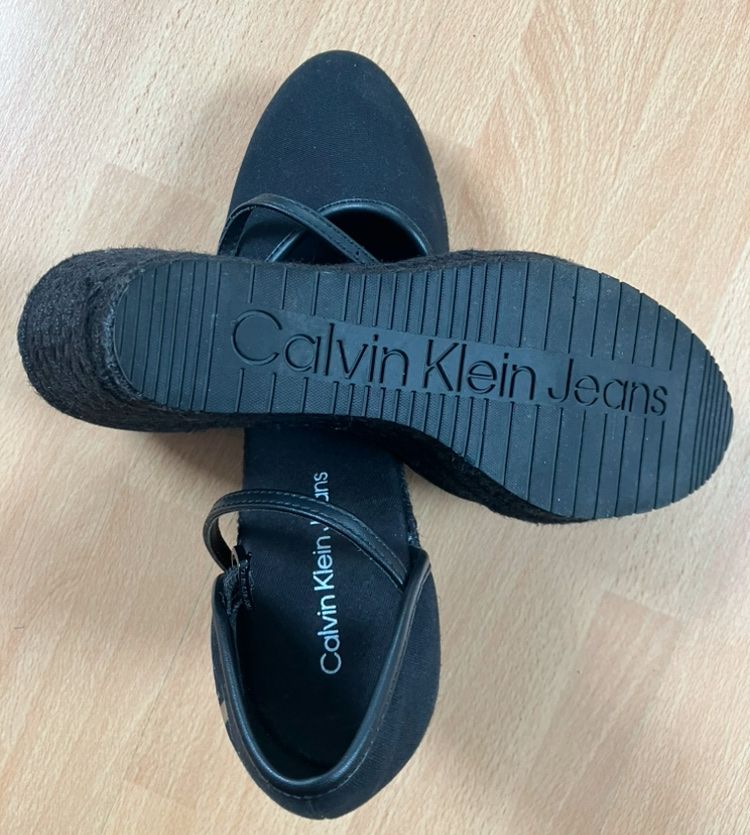 Calvin Klein Scarpe da donna: Calvin Klein Schuhe - Gr. 40 – Usato da Rain venduto da gab_q6jb 4
