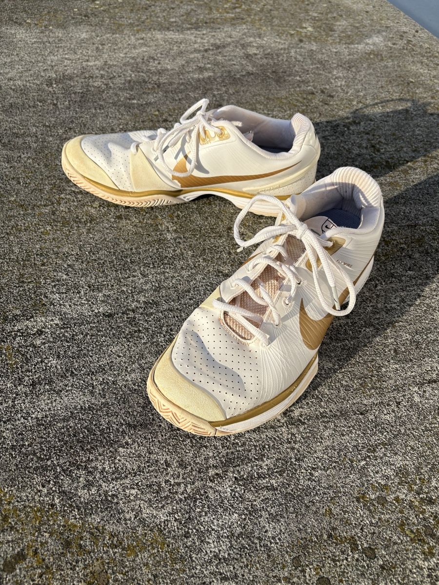 Nike Scarpe da uomo: Nike Tennisschuhe Gr. 42.5 - Roger Federer – Usato da Freienstein venduto da Golfbueb