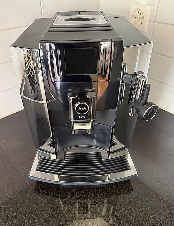 Jura Macchine per caffè & Macchine per espresso: Jura E800 Kaffeemaschine – Usato da Regensdorf venduto da Vastese