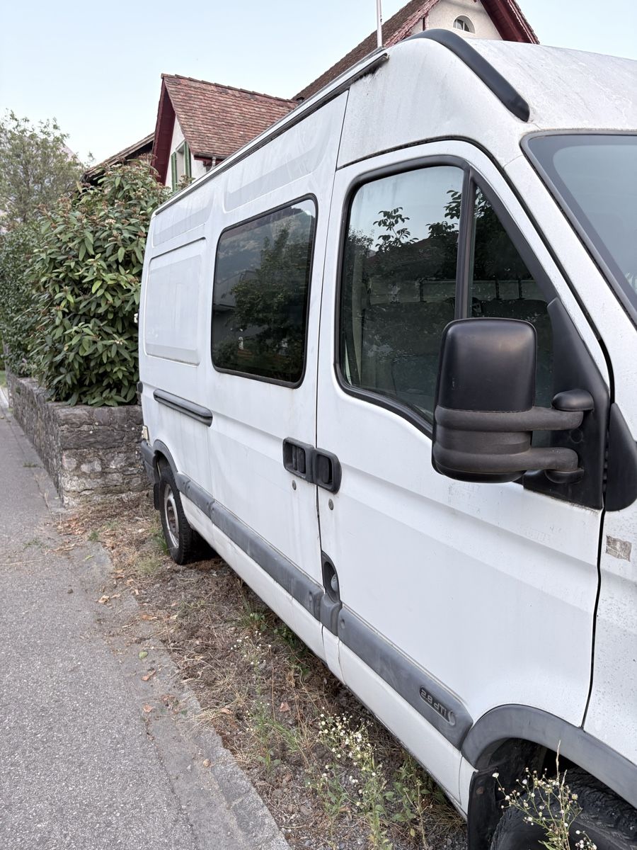 Renault Lastwagen: Renault Master 2.8 dTI  – Defekt aus Trübbach von A.Ihsan