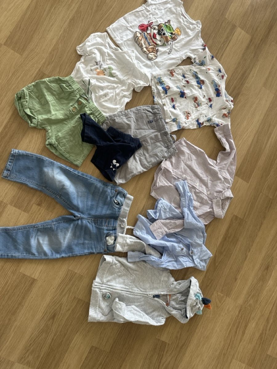 Lotti & Set di vestiti: Kleiderpacket Gr 86/92, 10 teilig – Usato da Rüschlikon venduto da Retobernina