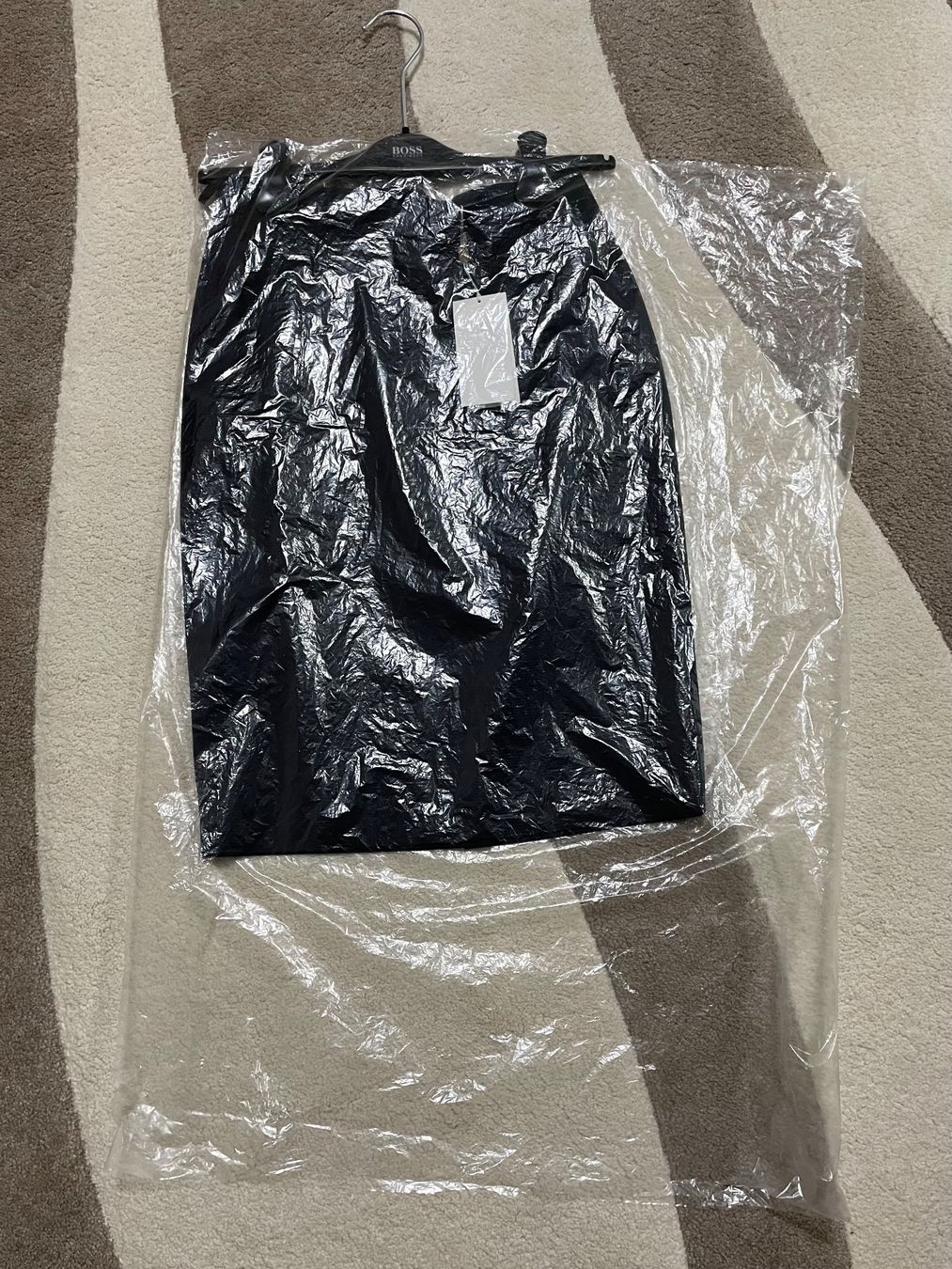 Hugo Boss Vestiti: ROCK KLEID HUGO BOSS – Nuovo e nell'imballaggio originale da Zürich venduto da Mina_09 2
