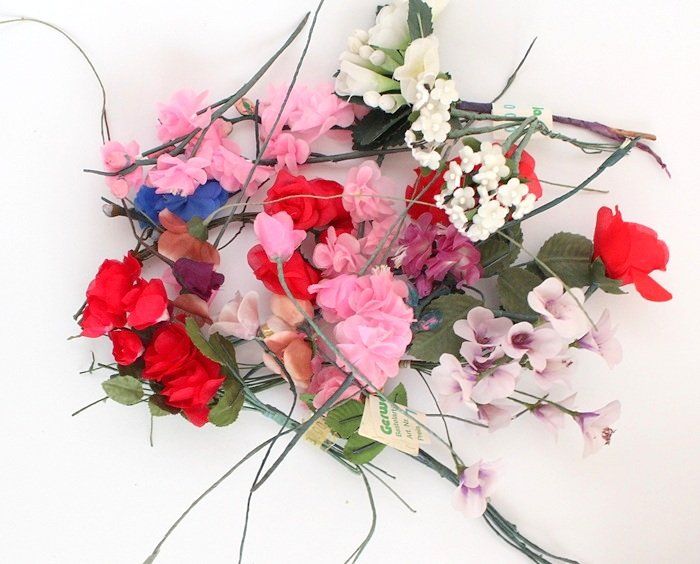 Kit bricolage: Seidenblumen (Reste) – Usato da Schlatt TG venduto da mavo85