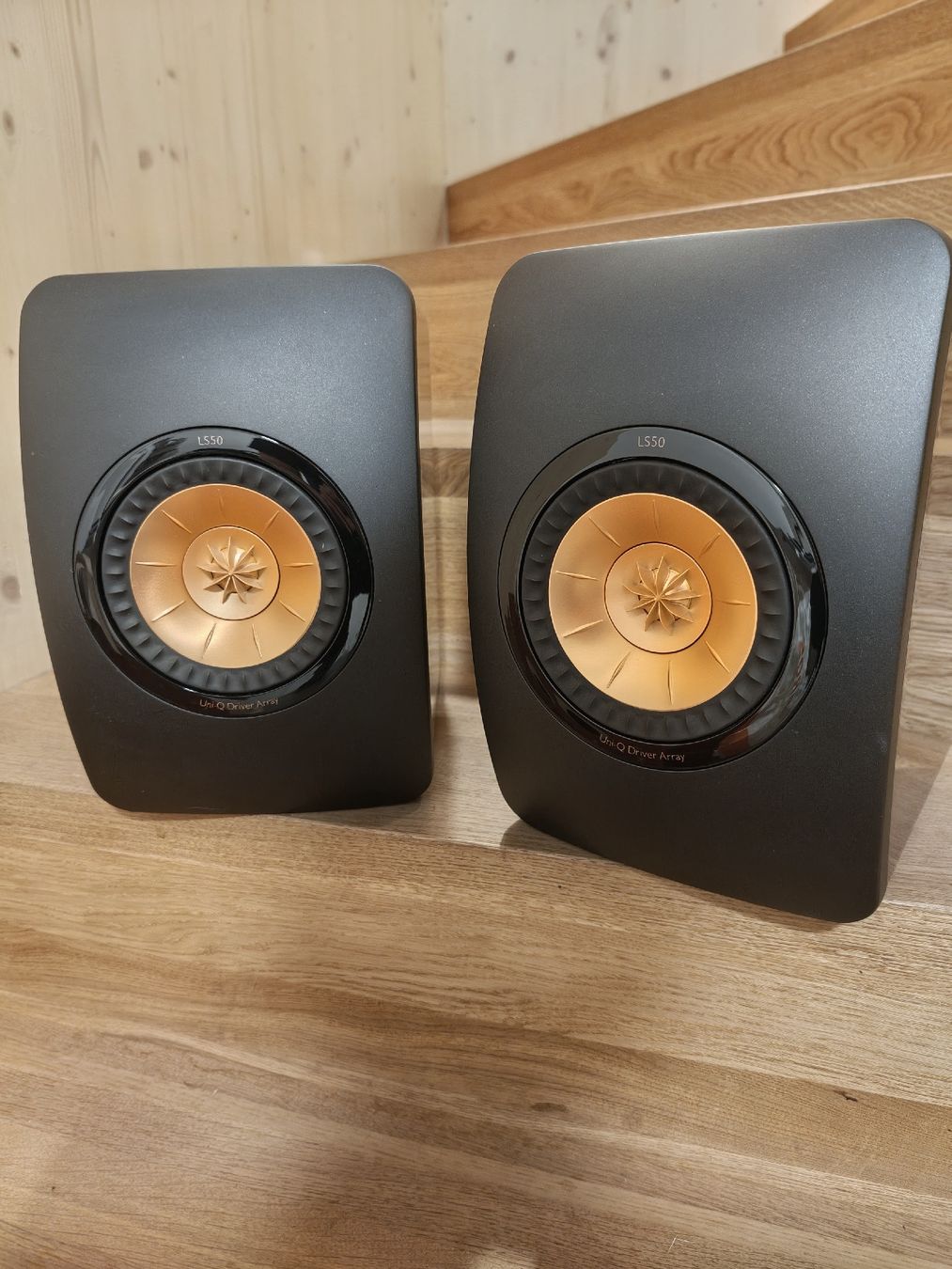 Kef Casse acustiche: KEF LS50 Classic (Schwarz) – Usato da Gais venduto da mhedi07