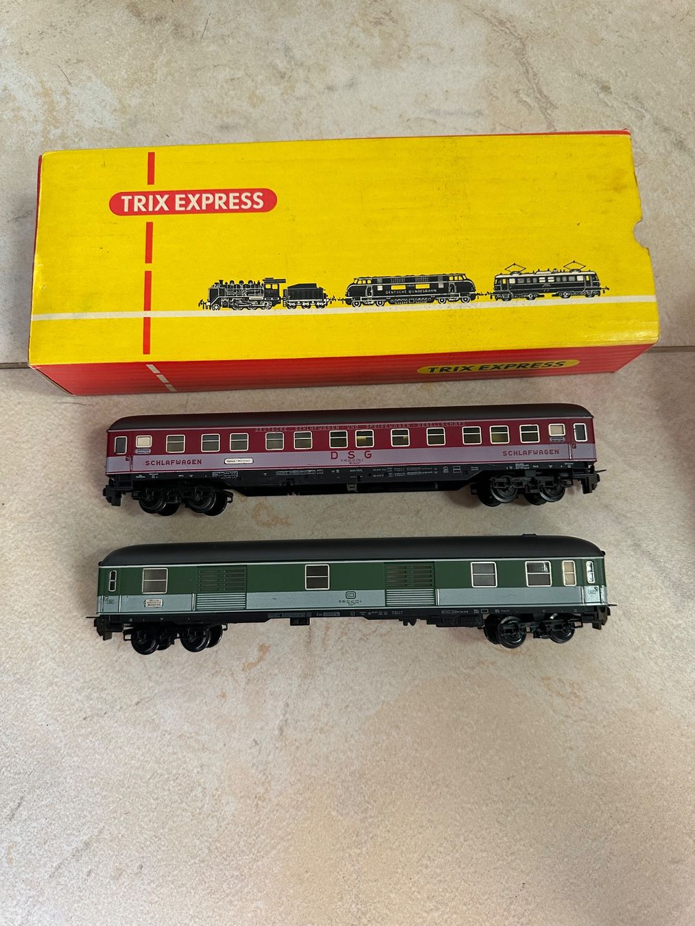 Trix Modellini di ferrovie: Trix Express H0 Modelleisenbahn Sammlung – Usato da Oberwil BL venduto da Elektrotec 6