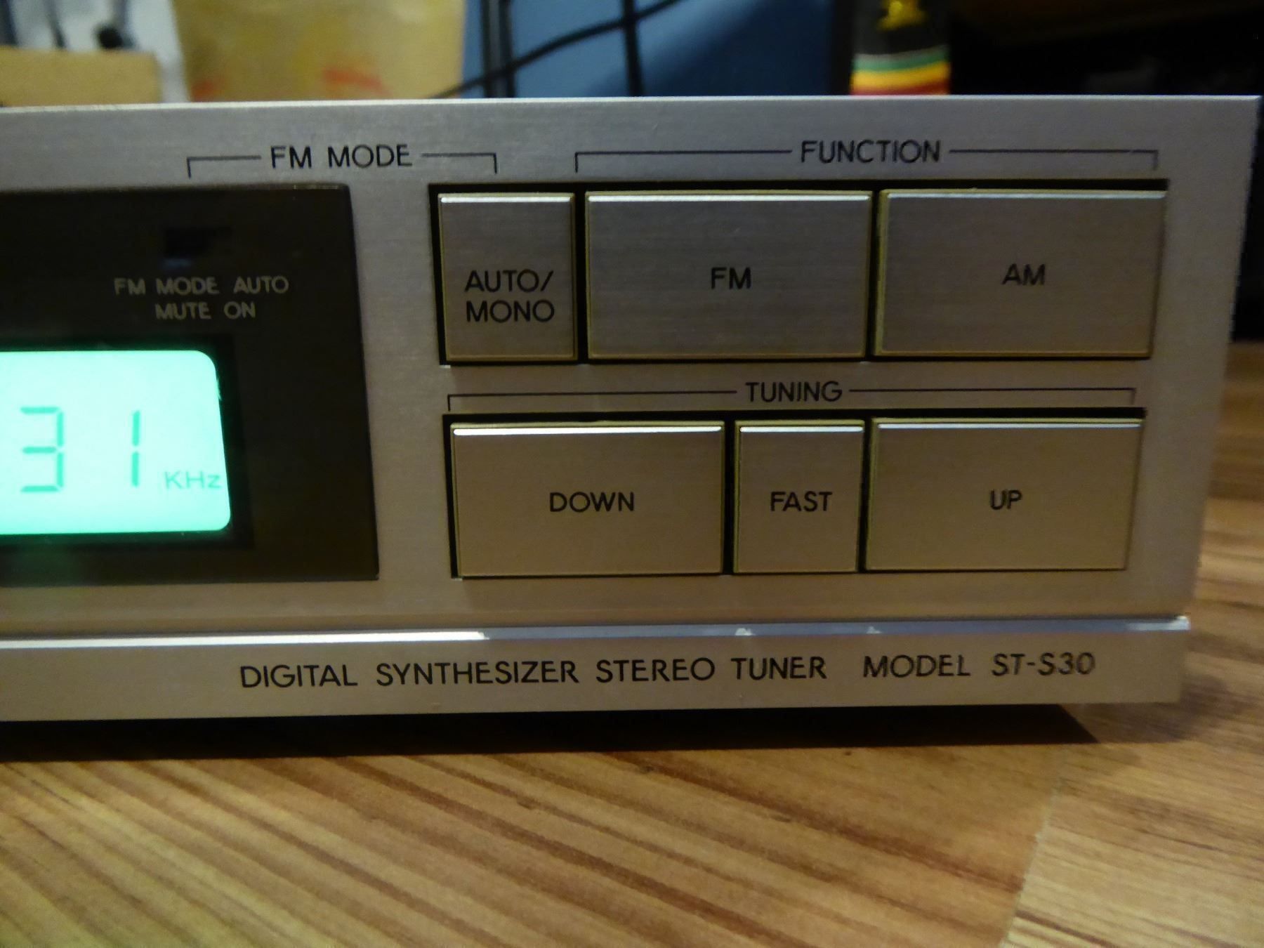 Radios: Tuner Toshiba ST-S30 – Gebraucht aus Gelterkinden von martinom 2