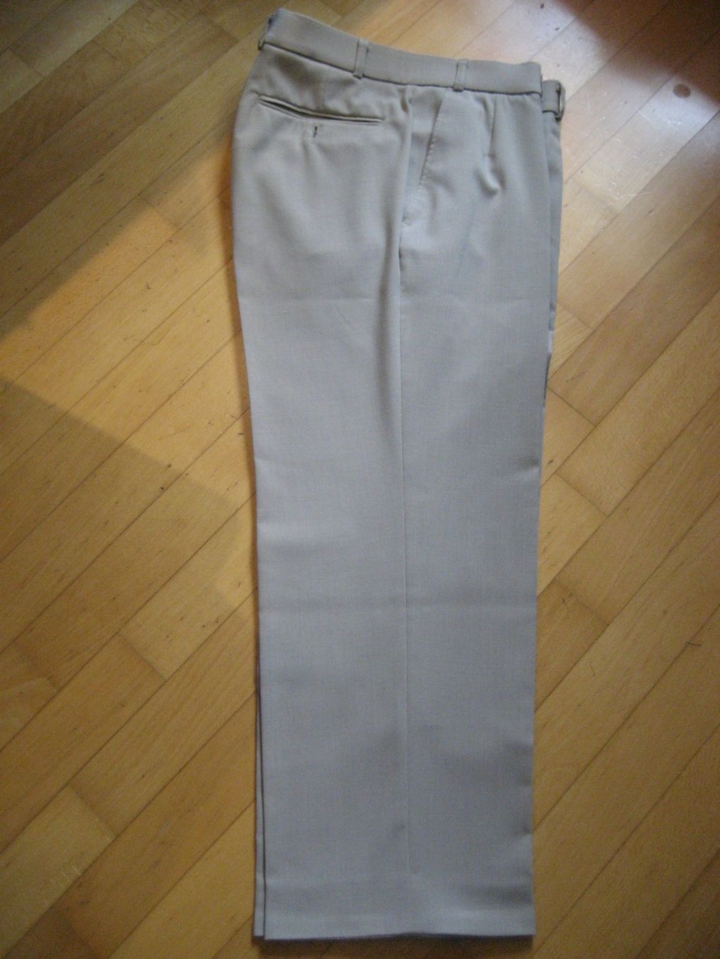 Pantaloni: Freizeithose, col. beige, KAENZIG – Usato da Unterengstringen venduto da Olifant4 3