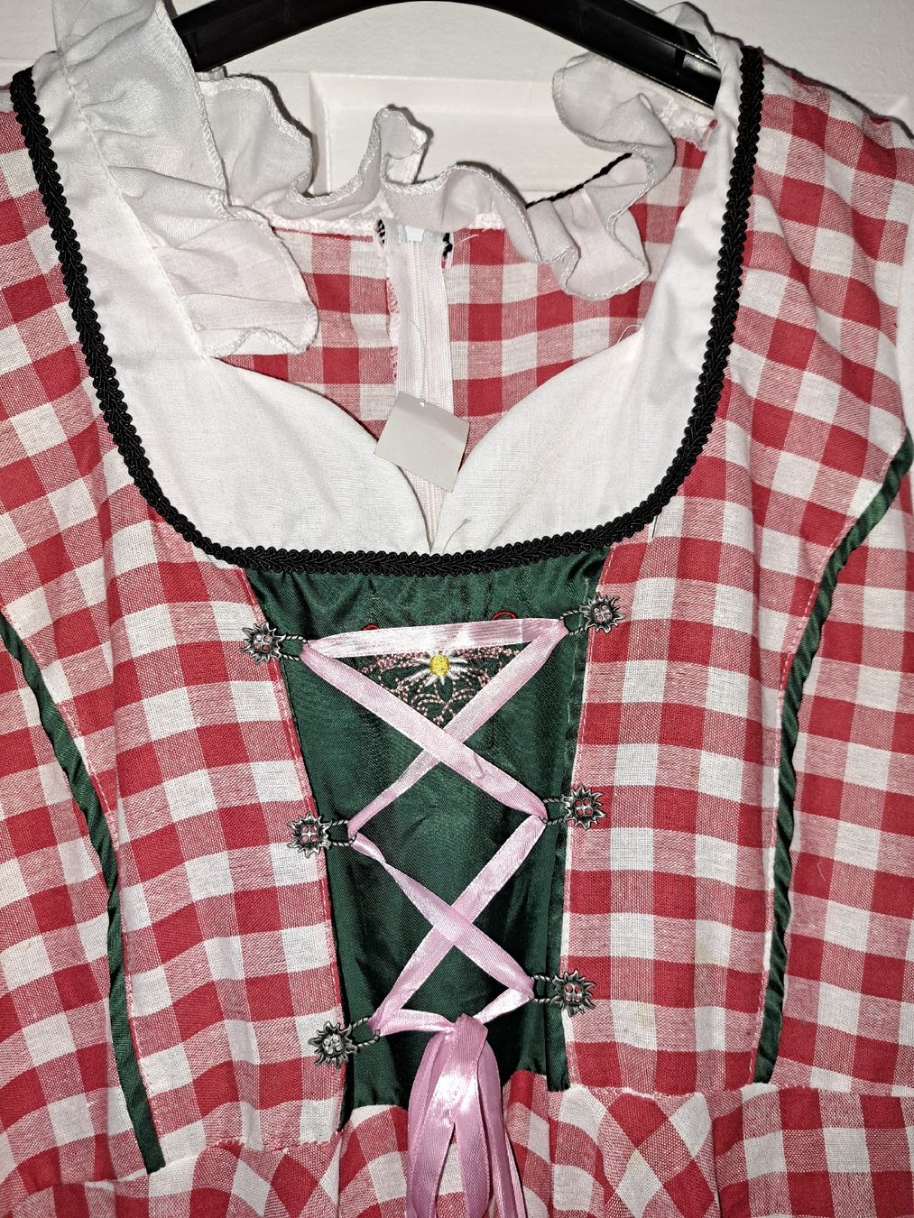 Costumi: Dirndl Gr.40/42 mit Schürze unbenutzt  – Nuovo (secondo la descrizione) da Kölliken venduto da Upcycling-by-Mc-TAM 6