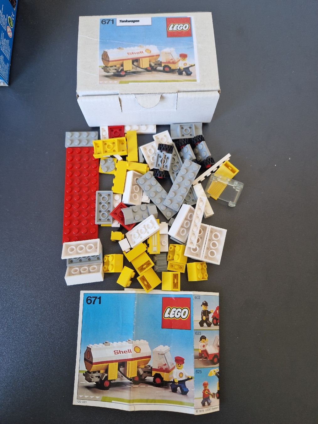 Lego Baukästen: LEGO Shell Tankwagen 671 Vintage Set – Gebraucht aus Frauenfeld von
