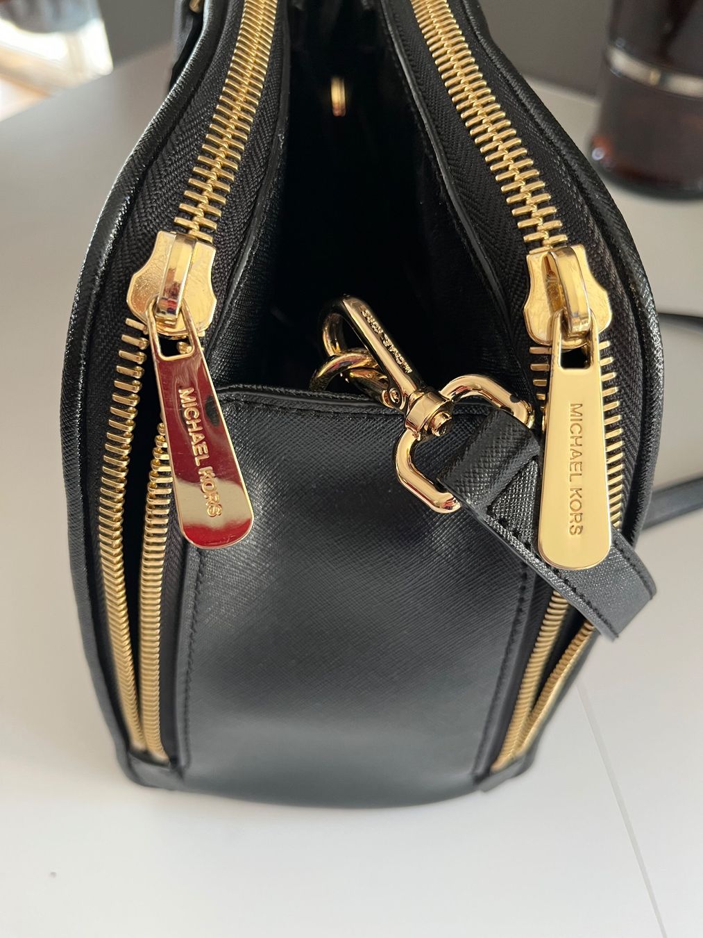 Michael Kors Borse da donna: Michael Kors Handtasche schwarz – Usato da Pratteln venduto da Daily88 6