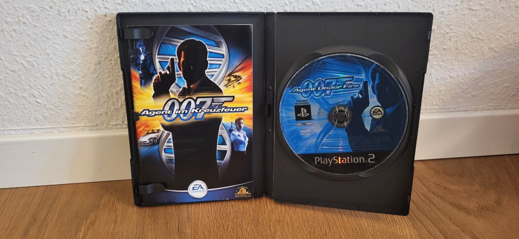 Sony Giochi: PS2 - 007 Agent im Kreuzfeuer – Usato da Münsingen venduto da DigitaleSpielecke 2