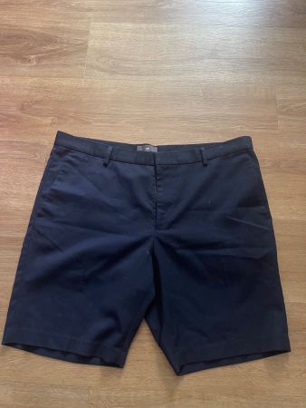 H&M Kurze Stoffhose in Dunkelblau Gr 36