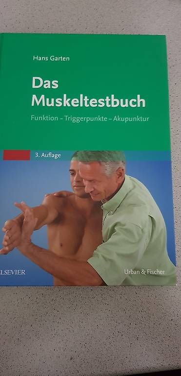 Livres: Muskeltestbuch – D'occasion à Dürnten par BAschwanden