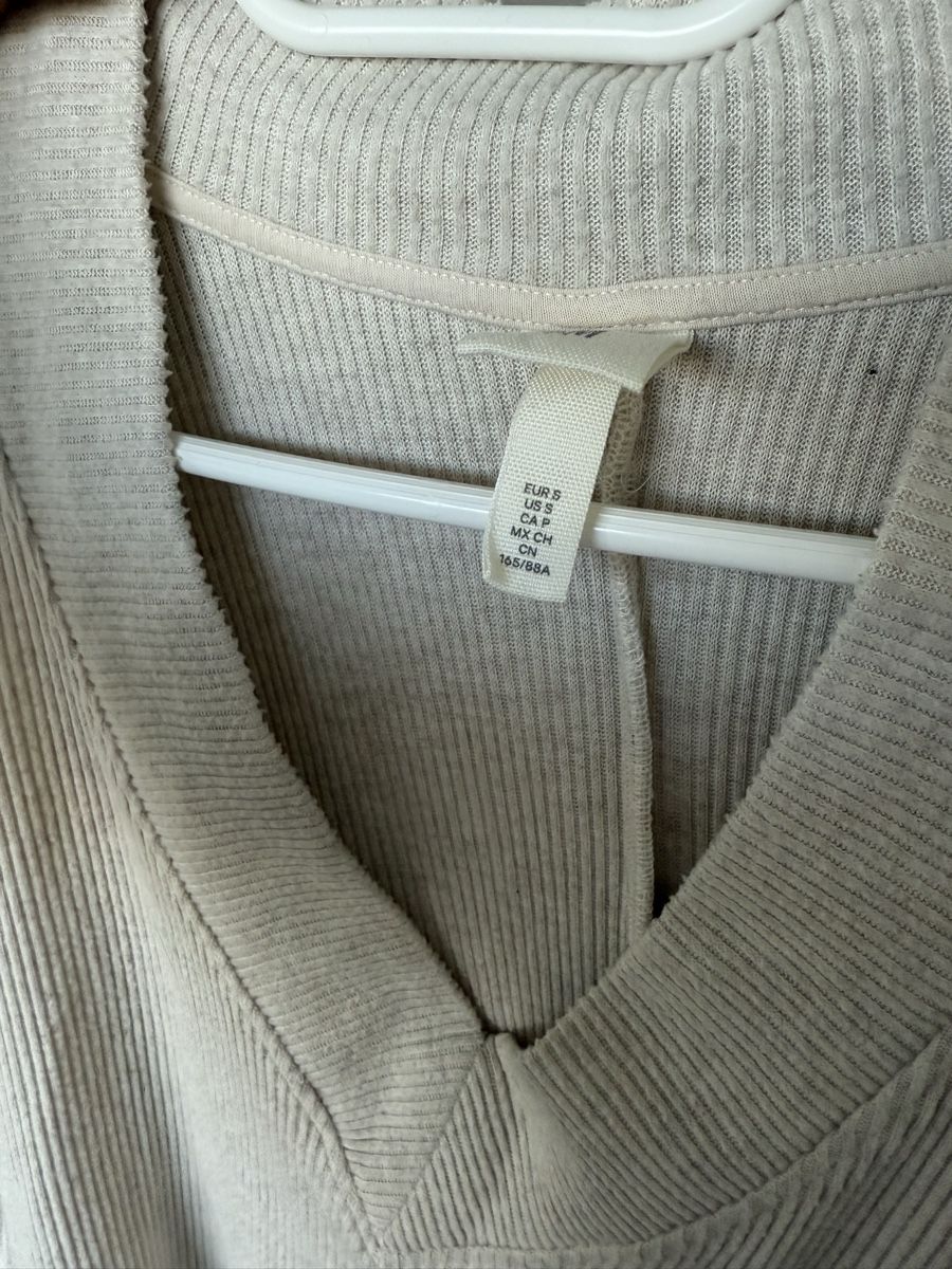 H&M Anzüge & Kostüme: Ensemble cosy – Gebraucht aus Monthey von sen_6ckr 4